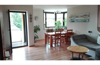 Wohnung mieten in De Cuvry Straße 25, 95488 Eckersdorf, Großzügige 3-Zimmer-Wohnung mit Schlossblick, Süd-Loggia und Kaminofen in Eckersdorf