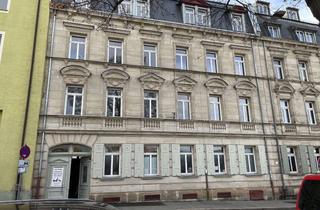 Wohnung mieten in Karolinenstraße 128, 90763 Südstadt, Helle-Stilvolle, 2023 renovierte 3-Raum-Maisonette-Wohnung mit gehobener Innenausstattung, EBK und T