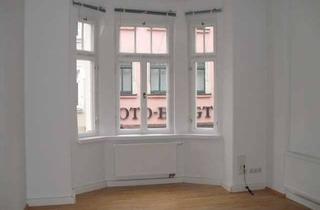 Wohnung mieten in Weinkellerstraße 33, 09337 Hohenstein-Ernstthal, Charmante 2-Zimmer-Altbauwohnung – zentral gelegen mit modernem Komfort