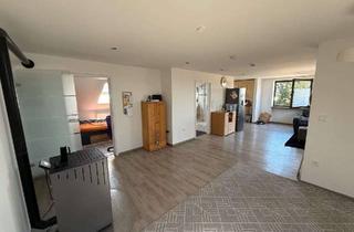 Wohnung mieten in Wiesenstraße, 86568 Hollenbach, 2,5 Zimmer-Dachgeschosswohnung in Hollenbach