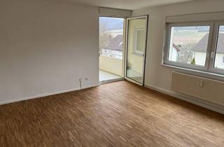Wohnung mieten in 73447 Oberkochen, Modernisierte (in 2022) 3-Zim-Wgh. mit Balk,./Loggia, Einbauküche, Stellplatz, Keller in Oberkochen