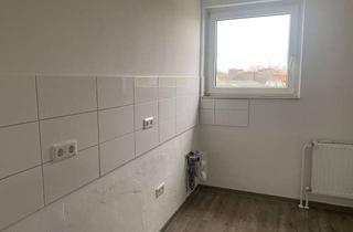 Wohnung mieten in Dammerbergstr., 28309 Hemelingen, Renovierte 4-Zimmer-Wohnung mit Balkon