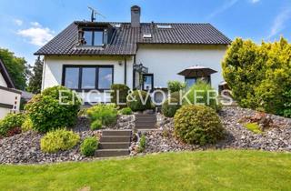 Haus kaufen in 42899 Lüttringhausen, Kernsaniertes Zweifamilienhaus mit Panoramablick, großem Garten und vielseitigen Nutzungsmöglichk...
