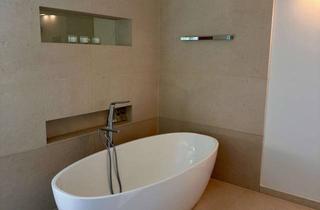 Villa kaufen in 45134 Rellinghausen, Luxus Villa im Grünen Herzen von Essen - samt Pool und Dopplegarage