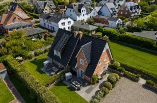 Haus kaufen in 25996 Wenningstedt-Braderup, Exklusiver Inselkomfort in strandnaher Lage