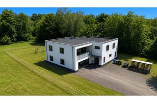 Villa kaufen in 57610 Altenkirchen, Moderne Stadtvilla in ruhiger Alleinlage – 2.500 m² Grundstück am Waldrand