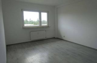 Anlageobjekt in 65428 Rüsselsheim, Start in Ihre Kapitalanlage oder 1. eigene Wohnung ? Freie, attraktive, helle 2 Zimmer mit Ausblick.