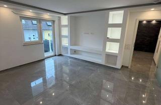 Wohnung kaufen in Hauffweg, 69181 Leimen, Moderne Kernsanierte 2,5-Zimmer-Wohnung in Leimen