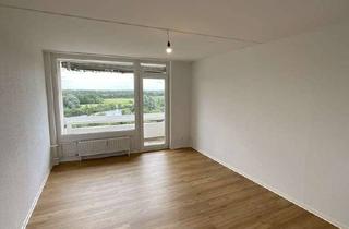 Wohnung mieten in Bornholmer Weg, 24109 Mettenhof, 2 Zimmer Wohnung, frisch für sie saniert mit wunderschönem Blick.