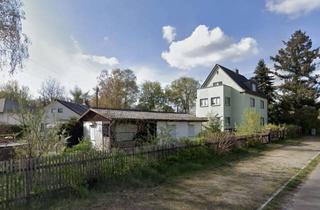 Mehrfamilienhaus kaufen in Steinbindeweg, 12527 Grünau, Mehrfamilienhaus mit 3 Wohneinheiten, Garten, Bungalow und Entwicklungspotenzial in Berlin Grünau