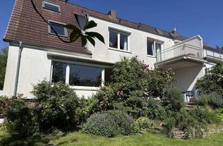 Haus mieten in Auguste-Kirchhoff-Straße 10, 28213 Neu Schwachhausen, Schöne Doppelhaushälfte mit sechs Zimmern in Bremen, voll unterkellert, Neu Schwachhausen