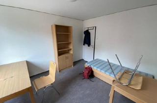 Immobilie mieten in Spittaler Str., 28359 Lehe, Room available for sublet (without contract) in 2-Rooms WG Student Dorm (Only for Female Student)