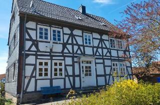 Mehrfamilienhaus kaufen in 35104 Lichtenfels, Lichtenfels - Historisches Fachwerk-Mehrfamilienhaus, Sanierungsobjekt