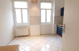 Wohnung kaufen in 07548 Gera, Gera - Charmante 2 Zimmer Erdgeschoss WHG mit EBK