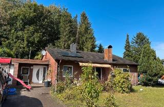 Haus kaufen in 24222 Schwentinental, Schwentinental - Bungalow mit Pool in Schwentinental-Klausdorf