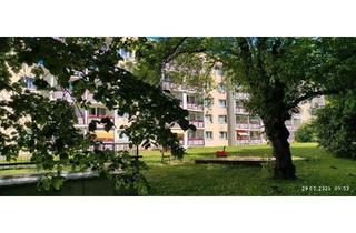 Wohnung kaufen in 07747 Jena, Jena - Attraktive 3-Raum-Wohnung mit Balkon in gefragter Lage von Jena