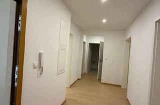 Wohnung kaufen in 69488 Birkenau, Birkenau - provisionsfrei! Modern & Barrierefrei! Kernsanierte 3-Zi.-Wohnung