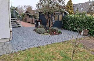 Haus kaufen in 28307 Bremen, Bremen - Reihenendhaus mit Garage und Vollkeller