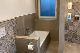 Wohnung kaufen in 76461 Muggensturm, Muggensturm - Eigentumswohnung 133qm ,4Zimmer, Kernsaniert, Klima,