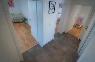 Wohnung kaufen in 97493 Bergrheinfeld, Bergrheinfeld - Klimatisierte Dachgeschosswohnung - Provisionsfrei
