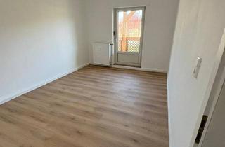 Wohnung kaufen in 44793 Bochum, Bochum - Stilvoll sanierte 3-Zimmer Wohnung mit Balkon & Einbauküche