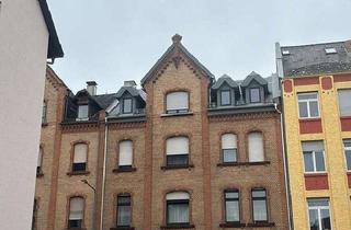 Wohnung kaufen in Kasinostrasse 20, 65929 Höchst, Frisch sanierte 1-ZKB Dachgeschosswohnung Frankfurt-Höchst | Stellplatz | privat
