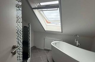 Wohnung kaufen in 71636 Ludwigsburg, Ohne Makler - Dachgeschoss-Wohnung mit 2,5 Zimmern und Dachterrasse in der Weststadt