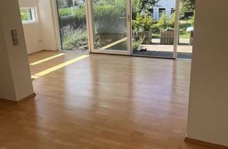 Wohnung mieten in Gottlieb-Olpp-Straße 15, 72076 Tübingen, Wohnen mit Charakter: 2,5-Zimmer-Wohnung in Tübingen