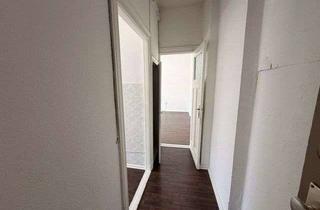Wohnung mieten in Greifenhagener Str. 33, 10437 Prenzlauer Berg, City-Vibes trifft auf Renovierungsbedarf - 1-Zimmer Wohnung mit Balkon in P-Berg!