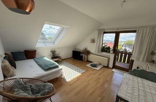 Wohnung mieten in Auf Der Schanz 136, 97076 Lengfeld, Helle 3-Zimmer Dachgeschosswohnung in Lengfeld