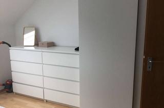 Wohnung mieten in Bornholmstraße, 33729 Brake, Gepflegte 3-Zimmer-Dachgeschosswohnung mit Balkon in Bielefeld- Brake