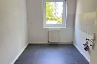 Wohnung mieten in Gesemannstr. 20, 38226 Lebenstedt, Moderne 3-Zimmerwohnung mit Blick ins Grüne unweit des Salzgittersees!