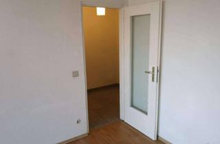 Wohnung mieten in Berliner Strasse 18, 61449 Steinbach, Alltagstaugliche 1,5-Zimmer-Wohnung in Steinbach