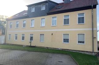 Wohnung mieten in Breite Straße 18, 39343 Erxleben, Freundliche Wohnung mit drei Zimmern in Erxleben