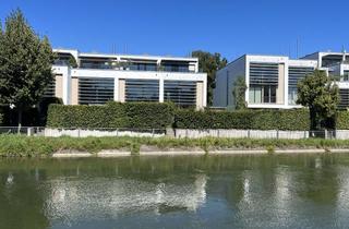Haus kaufen in 83059 Kolbermoor, Architekten Loftreiheneckhaus mit Bergblick am Mangfallkanal, 2024 luxussarniert
