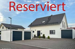 Haus kaufen in Josef-Groner-Weg, 88630 Pfullendorf, Modernes EFH (2016) | 158 m² | 598 m² Grundstück | 4 SZ | Garten | 3 Garagen | provisionsfrei