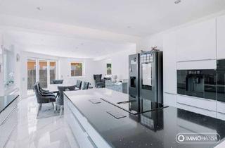 Doppelhaushälfte kaufen in 21481 Lauenburg, Familienfreundlich mit Stil - Moderne Doppelhaushälfte mit viel Platz zum Leben!
