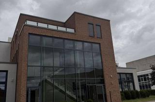 Büro zu mieten in 33098 Paderborn, Rundum-sorglos-Büro in lichtdurchfluteter Premium-Immobilie: ein Monatsbetrag – voll ausgestattet