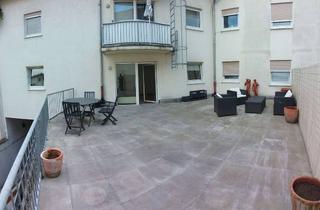 Wohnung kaufen in Am Ballplatz 10, 63450 Hanau, Innenstadtwohnung mit großer Innenhofterrasse im Herzen von Hanau
