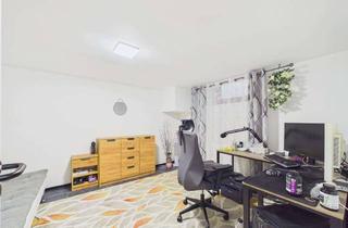 Wohnung kaufen in 89568 Hermaringen, 75 m² Eigentumswohnung mit ausgebautem Wohnkeller, Garten & 2 Stellplätzen – Wohnen mit Mehrwert