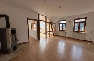 Wohnung mieten in Doktor-Martin-Luther-Straße, 96465 Neustadt, Moderne sanierte 4,5- Zimmer-Wohnung in zentraler Lage