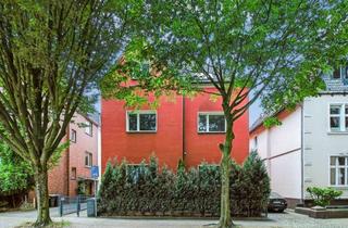 Villa kaufen in Siepenstraße, 44623 Herne, Gehobene Wohnkultur auf 320m² und 3 Etagen – stilvoll saniert und mit großem Garten
