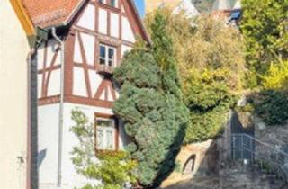 Haus kaufen in 61476 Kronberg, Kronberg im Taunus - Seltenes Einzeldenkmal in der Kronberger Altstadt - Fachwerkhaus