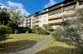 Wohnung kaufen in 63067 Offenbach am Main, Offenbach am Main - 2-Zimmer-Dachgeschosswohnung mit Balkon in Offenbach