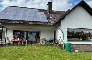 Einfamilienhaus kaufen in 51643 Gummersbach, Gummersbach - Einfamilienhaus mit Schwimmbad, Carport und Gewerbeeinheit