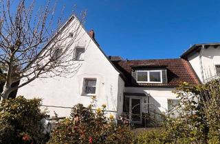 Haus kaufen in 38116 Braunschweig, Braunschweig - Zwei Häuser provisionsfrei zu verkaufen