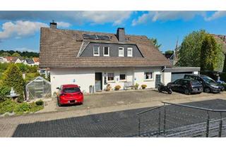 Haus kaufen in 59581 Warstein, Warstein - Großzügiges Zweifamilienhaus mit Einliegerwohnung provisionsfrei