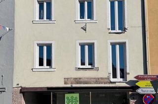 Mehrfamilienhaus kaufen in 95100 Selb, Selb - Mehrfamilienhaus mit Gewerbeeinheit in zentraler Lage Selb
