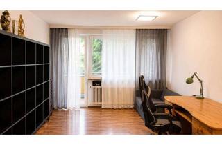 Wohnung kaufen in 90763 Südstadt, Vermietete 1-Zimmer-Wohnung mit Balkon – Interessante Kapitalanlage in Fürth-Südstadt