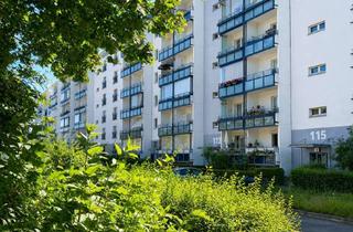 Wohnung kaufen in 12619 Kaulsdorf, Bezugsfreie 2-Zimmer-Wohnung mit Panorama-Wintergarten, Stellplatz & traumhaftem Weitblick ins Grüne